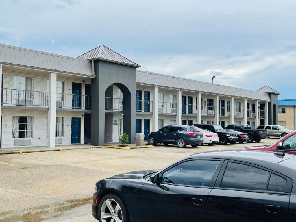 Super 8 By Wyndham New Iberia Motel Exterior foto