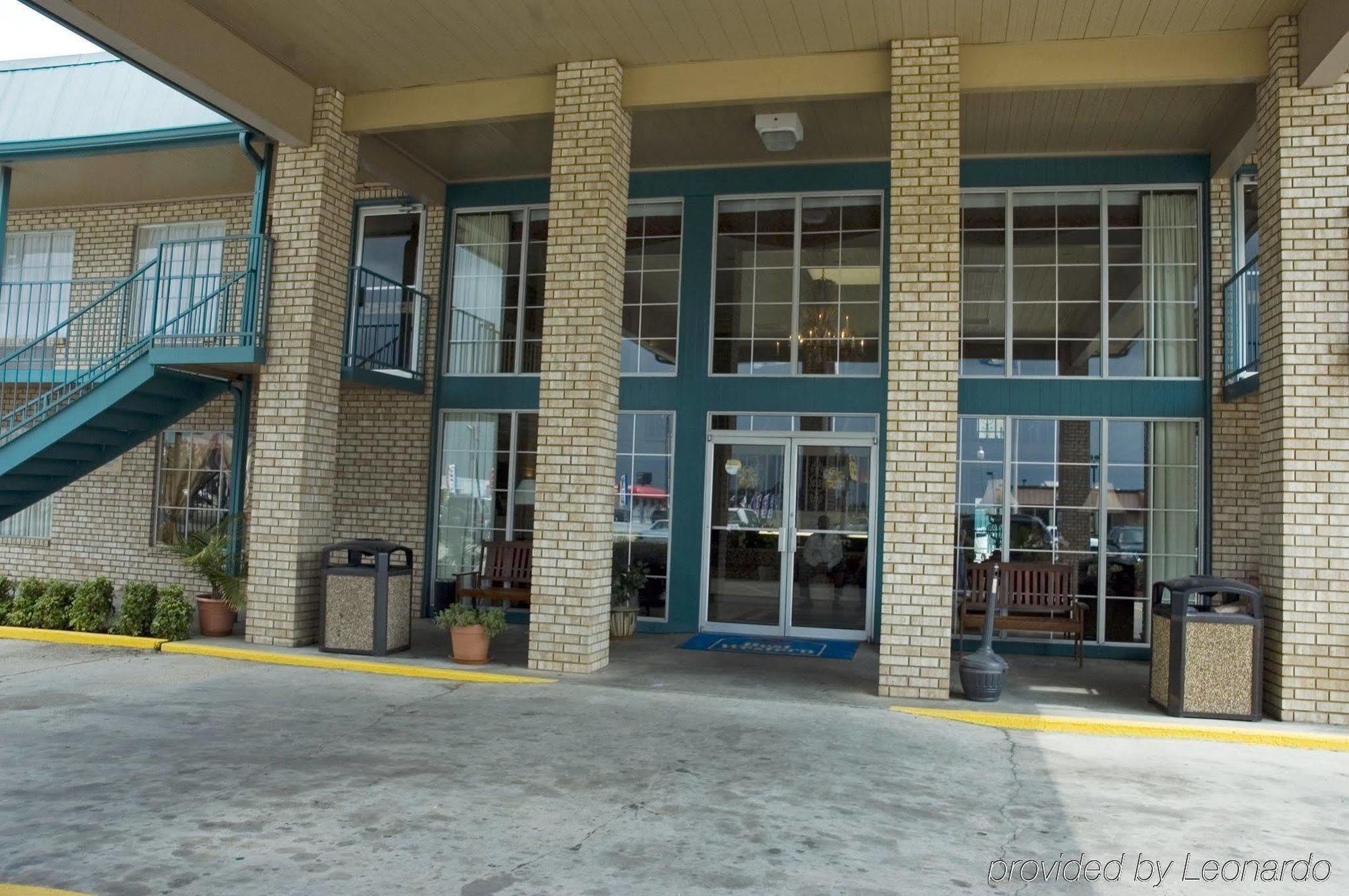 Super 8 By Wyndham New Iberia Motel Exterior foto